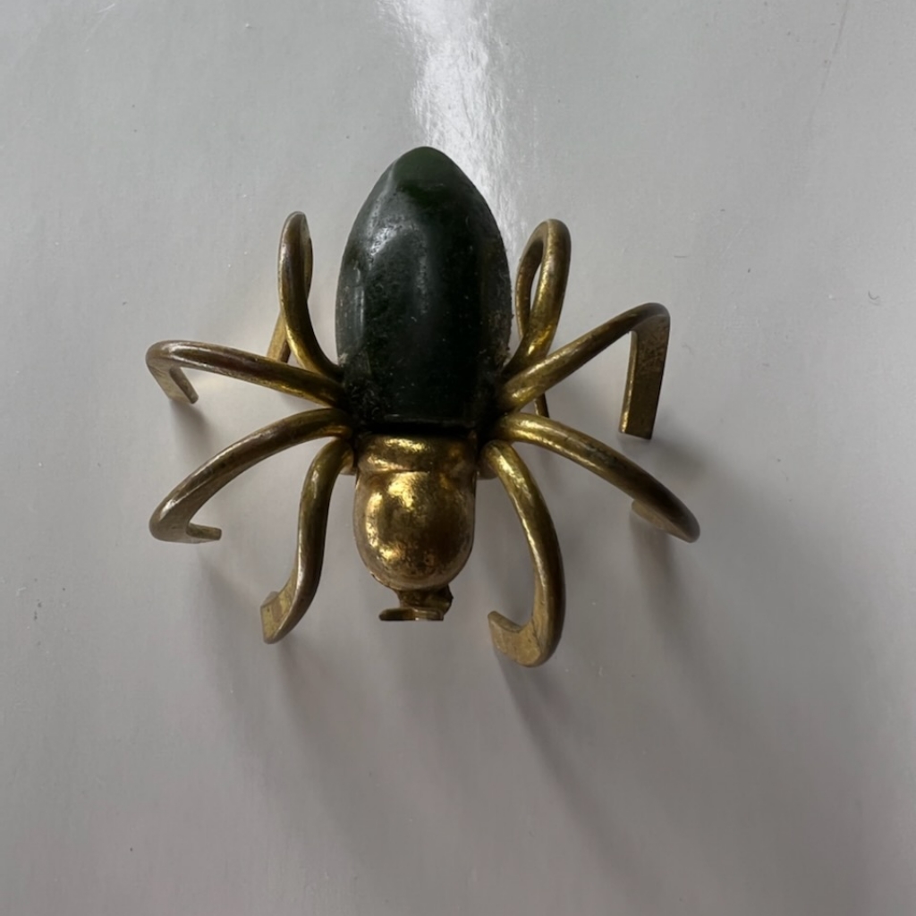 Vintage Rare Green Bakelite Gold Spider Pin Brooch Brass